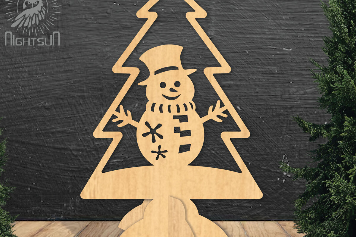 Intra απο ξύλο plywood 3mm-4mm πάχος – Χιονάνθρωπος σε δέντρο με λέιζερ διακόσμηση σπιτιού Δίασταση  20x20 cm INTRAFABR-112790258