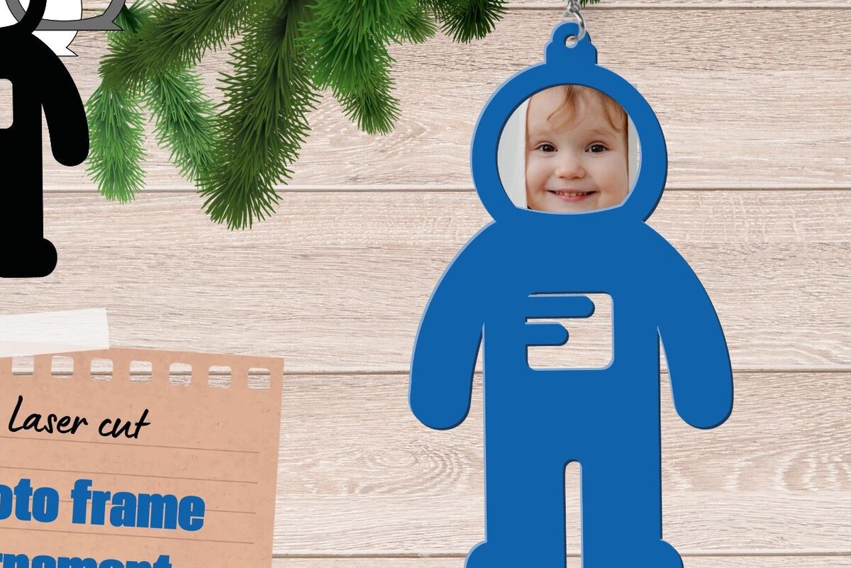 Intra απο ξύλο plywood 3mm-4mm πάχος – Διαστημική κορνίζα με μπρελόκ, αστροναύτης Δίασταση  5x5 cm INTRAFABR-83382350