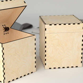 Intra απο ξύλο plywood 3mm-4mm πάχος – Τετράγωνο αρθρωτό κουτί Δίασταση  20x20 cm INTRAFABR-25548210 - Image 1