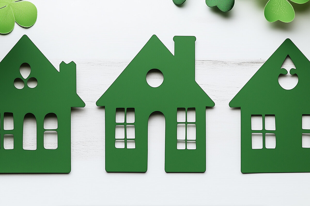 Intra απο ξύλο plywood 3mm-4mm πάχος – St. Patrick's Day Houses PaperCut Δίασταση  20x20 cm INTRAFABR-117848435