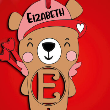 Intra απο ξύλο plywood 3mm-4mm πάχος – Το γράμμα του Αγίου Βαλεντίνου E Bear Cupid Δίασταση 20x20 cm INTRAFABR-111944986 - Image 1