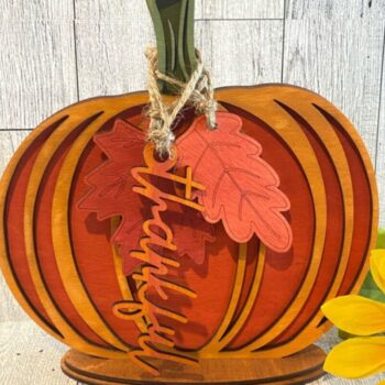 Intra απο ξύλο plywood 3mm-4mm πάχος – Standing Thankful Pumpkin Laser Δίασταση  20x20 cm INTRAFABR-35110355 - Image 1