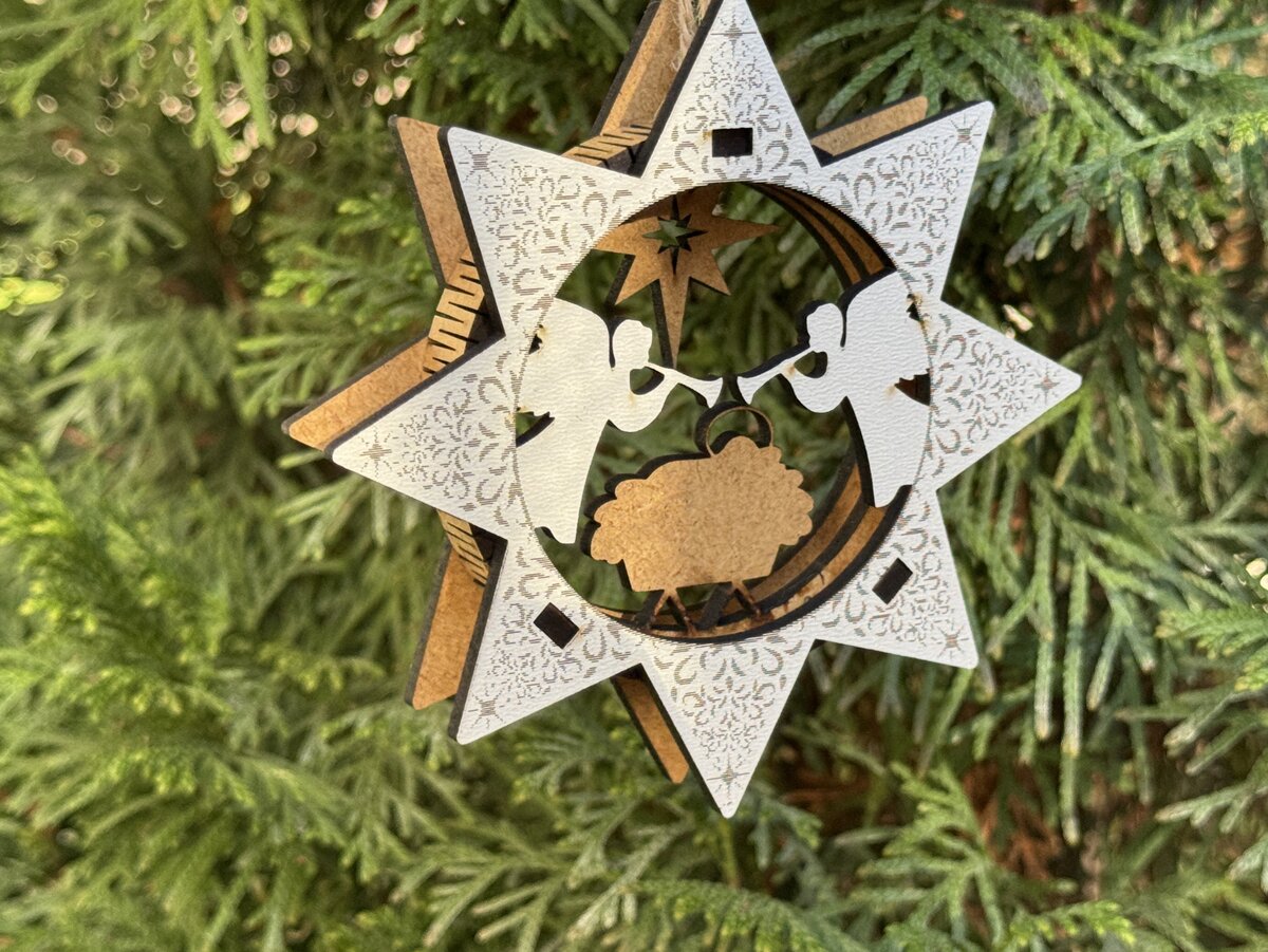 Intra απο ξύλο plywood 3mm-4mm πάχος – Χριστουγεννιάτικο στολίδι σε σχήμα αστεριού Δίασταση  20x20 cm INTRAFABR-109607950
