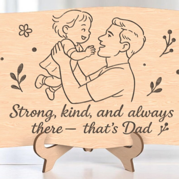 Intra απο ξύλο plywood 3mm-4mm πάχος – Δυνατός και ευγενικός μπαμπάς Plaque Δίασταση  20x20 cm INTRAFABR-121486757 - Image 3