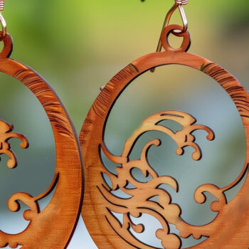 Intra απο ξύλο plywood 3mm-4mm πάχος – Καλοκαιρινά σκουλαρίκια Δίασταση  5x5 cm INTRAFABR-100728901 - Image 1