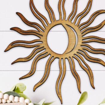 Intra απο ξύλο plywood 3mm-4mm πάχος – Ήλιος και Σελήνη. Διακόσμηση σπιτιού Lazer Cut Δίασταση 20x20 cm INTRAFABR-122593836 - Image 1