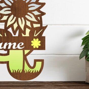 Intra απο ξύλο plywood 3mm-4mm πάχος – Μονόγραμμα ηλίανθου κεφαλαίο Γράμμα Q Δίασταση  20x20 cm INTRAFABR-75965432 - Image 1