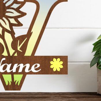 Intra απο ξύλο plywood 3mm-4mm πάχος – Ηλίανθος κεφαλαίο μονόγραμμα Γράμμα V Δίασταση  20x20 cm INTRAFABR-75965565 - Image 1