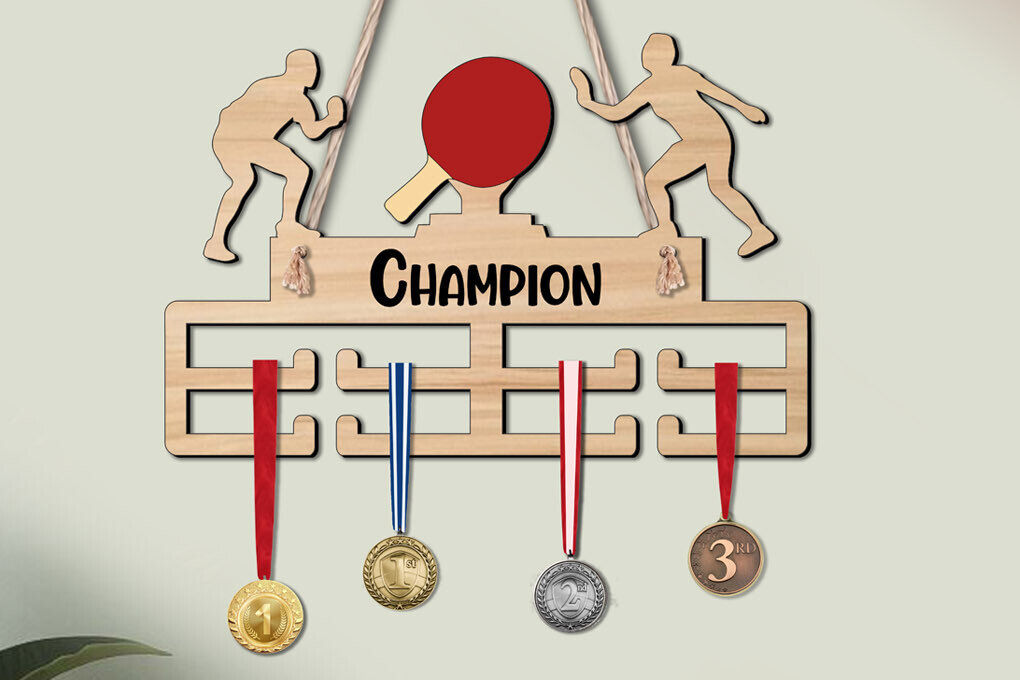 Intra απο ξύλο plywood 3mm-4mm πάχος – Πινγκ πονγκ Ανδρική κρεμάστρα μεταλλίων Δίασταση  20x20 cm INTRAFABR-120223161