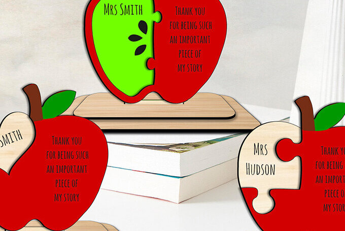 Intra απο ξύλο plywood 3mm-4mm πάχος – Δάσκαλος 3D δώρο Apple Puzzle Αποφοίτηση Δίασταση  20x20 cm INTRAFABR-103443599