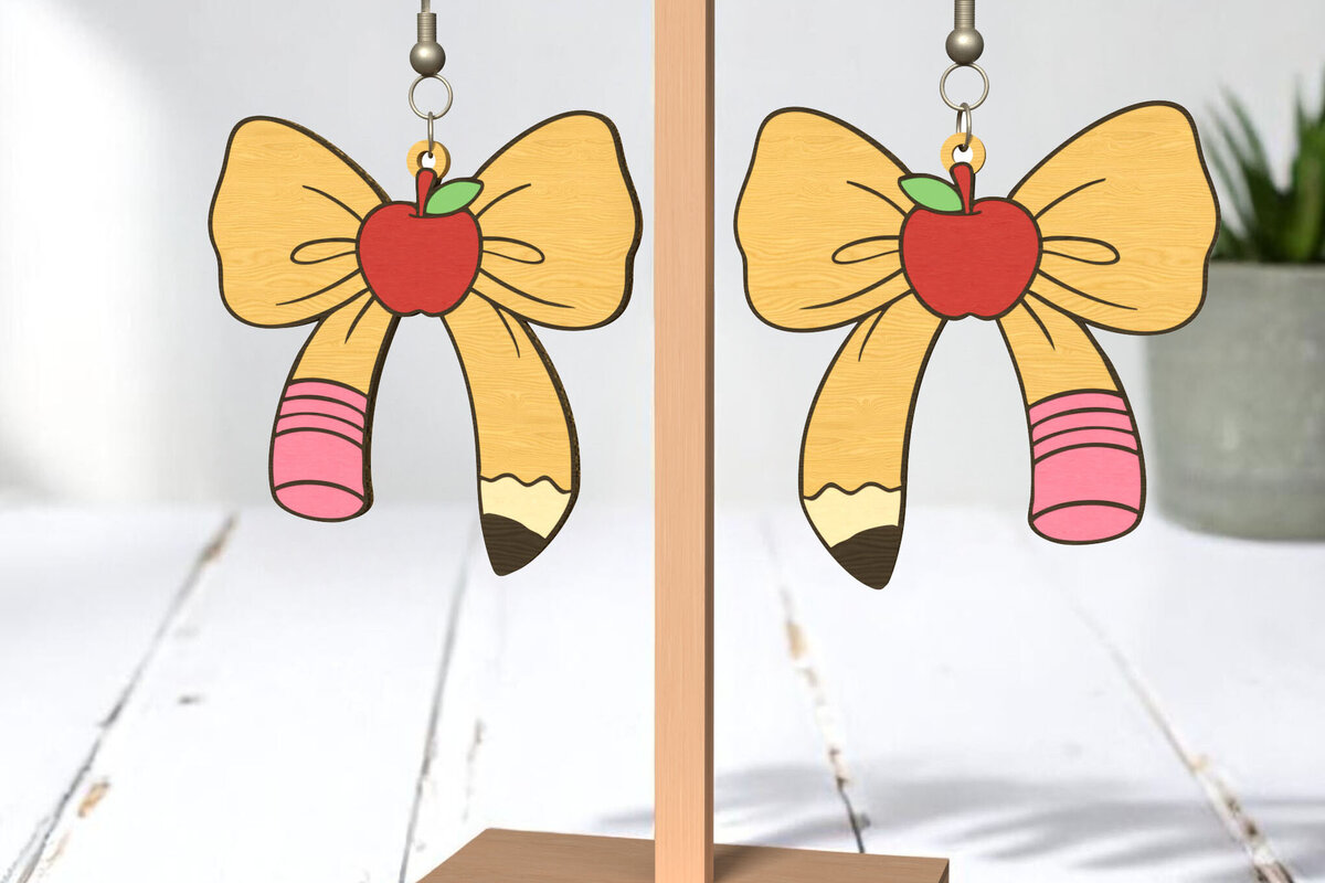 Intra απο ξύλο plywood 3mm-4mm πάχος – Σκουλαρίκια με μολύβι δώρο δασκάλας Δίασταση  5x5 cm INTRAFABR-121988666