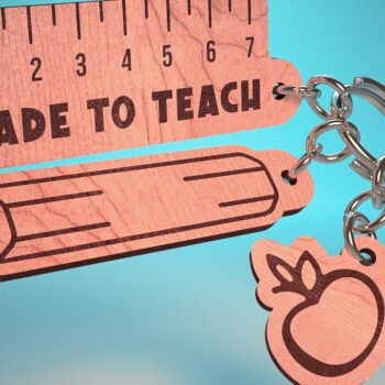 Intra απο ξύλο plywood 3mm-4mm πάχος – Teacher Keychain | Δάσκαλος Δίασταση  5x5 cm INTRAFABR-65201842 - Image 1