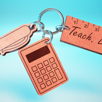 Intra απο ξύλο plywood 3mm-4mm πάχος – Teacher Keychain | Δάσκαλος Δίασταση  5x5 cm INTRAFABR-65563403 - Image 1