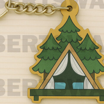 Intra απο ξύλο plywood 3mm-4mm πάχος – Σκηνή στο Forest Keychain Δίασταση  5x5 cm INTRAFABR-123125798 - Image 1