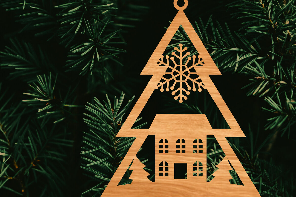 Intra απο ξύλο plywood 3mm-4mm πάχος – Χριστουγεννιάτικο στολίδι σε σχήμα δέντρου Δίασταση  20x20 cm INTRAFABR-107371486