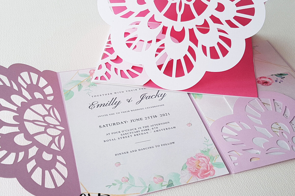 Intra απο ξύλο plywood 3mm-4mm πάχος – Προσκλητήριο γάμου Trifold Pocket Δίασταση  20x20 cm INTRAFABR-28872109