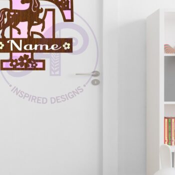 Intra απο ξύλο plywood 3mm-4mm πάχος – Μονόκερος κεφαλαίο μονόγραμμα Επιστολή F Δίασταση  20x20 cm INTRAFABR-118319313 - Image 2