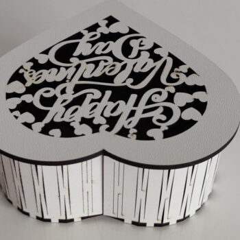 Intra απο ξύλο plywood 3mm-4mm πάχος – Διακοσμητικό κουτί σε σχήμα καρδιάς για την ημέρα του Αγίου Βαλεντίνου Δίασταση  20x20 cm INTRAFABR-114634090 - Image 4