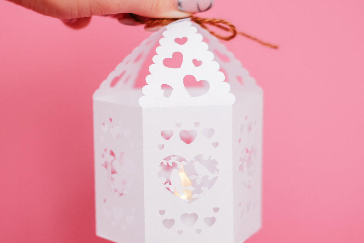 Intra απο ξύλο plywood 3mm-4mm πάχος – Πρότυπο φαναριού Αγίου Βαλεντίνου Δίασταση  20x20 cm INTRAFABR-107459843