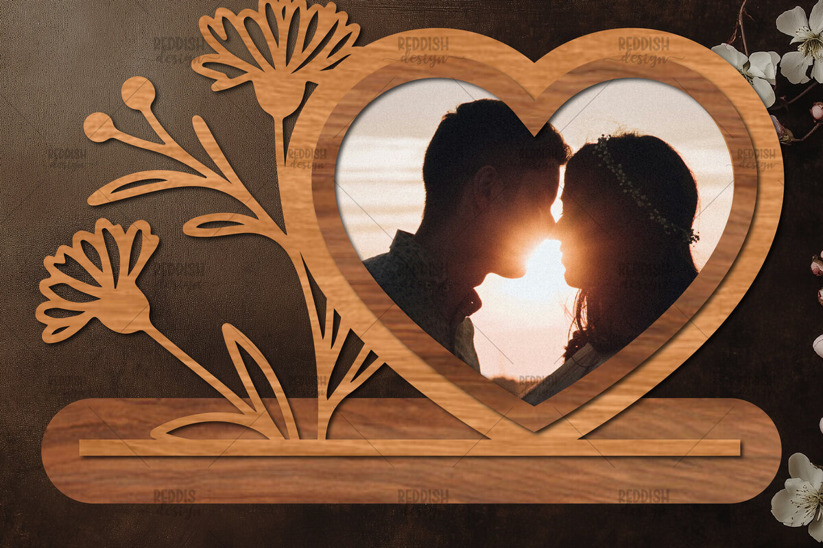 Intra απο ξύλο plywood 3mm-4mm πάχος – Βάση κοπής με λέιζερ κορνίζα Αγίου Βαλεντίνου Δίασταση  20x20 cm INTRAFABR-114358717