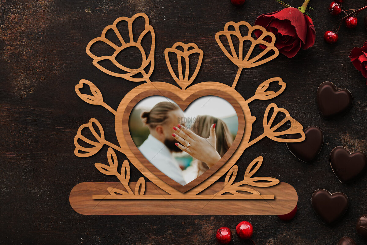 Intra απο ξύλο plywood 3mm-4mm πάχος – Βάση κοπής με λέιζερ κορνίζα Αγίου Βαλεντίνου Δίασταση  20x20 cm INTRAFABR-114358375