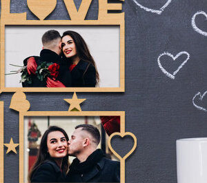 Intra απο ξύλο plywood 3mm-4mm πάχος – Κορνίζα Αγίου Βαλεντίνου με Δίασταση  20x20 cm INTRAFABR-87912326