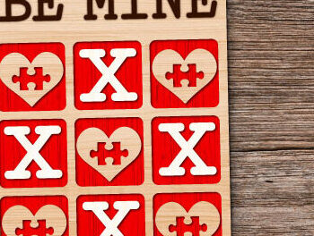 Intra απο ξύλο plywood 3mm-4mm πάχος – Παιχνίδι Valentine Tic Tac Toe Cut με λέιζερ Δίασταση  20x20 cm INTRAFABR-50826030 - Image 6
