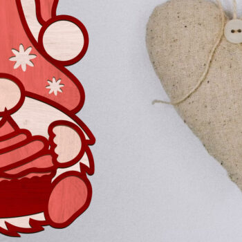 Intra απο ξύλο plywood 3mm-4mm πάχος – Gnome ημέρας του Αγίου Βαλεντίνου με Cupcake Δίασταση  20x20 cm INTRAFABR-86742296 - Image 1