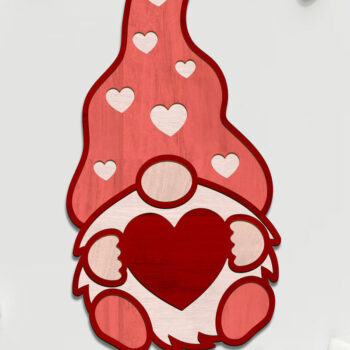 Intra απο ξύλο plywood 3mm-4mm πάχος – Gnome για την ημέρα του Αγίου Βαλεντίνου με αρχείο καρδιάς Δίασταση  20x20 cm INTRAFABR-86546159 - Image 1