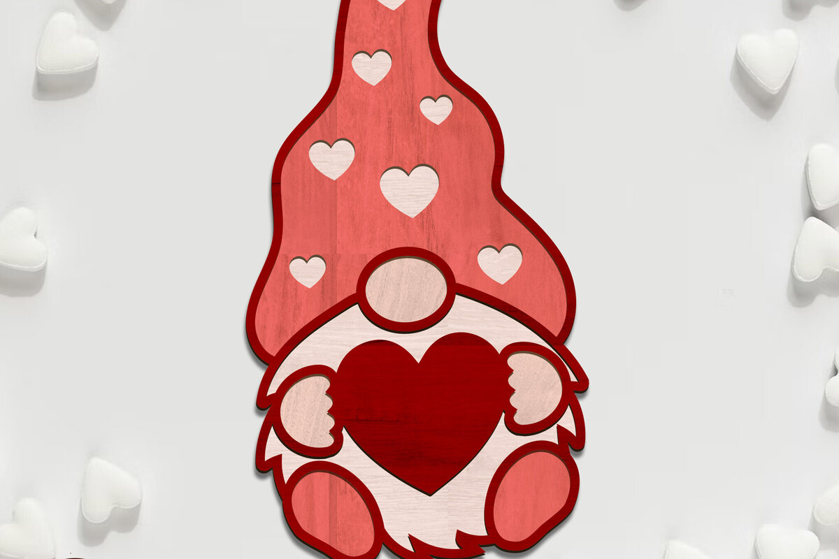 Intra απο ξύλο plywood 3mm-4mm πάχος – Gnome για την ημέρα του Αγίου Βαλεντίνου με αρχείο καρδιάς Δίασταση  20x20 cm INTRAFABR-86546159