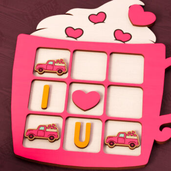 Intra απο ξύλο plywood 3mm-4mm πάχος – Ημέρα του Αγίου Βαλεντίνου Tic Tac Toe | Επιτραπέζιο παιχνίδι Δίασταση  20x20 cm INTRAFABR-110838142 - Image 1