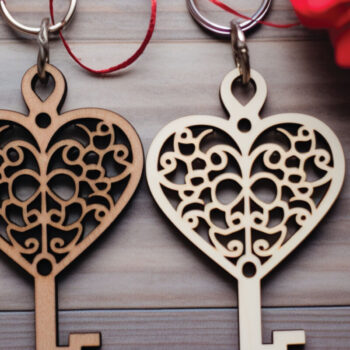 Intra απο ξύλο plywood 3mm-4mm πάχος – Μπρελόκ Αγίου Βαλεντίνου Design Δίασταση  5x5 cm INTRAFABR-85816403 - Image 5