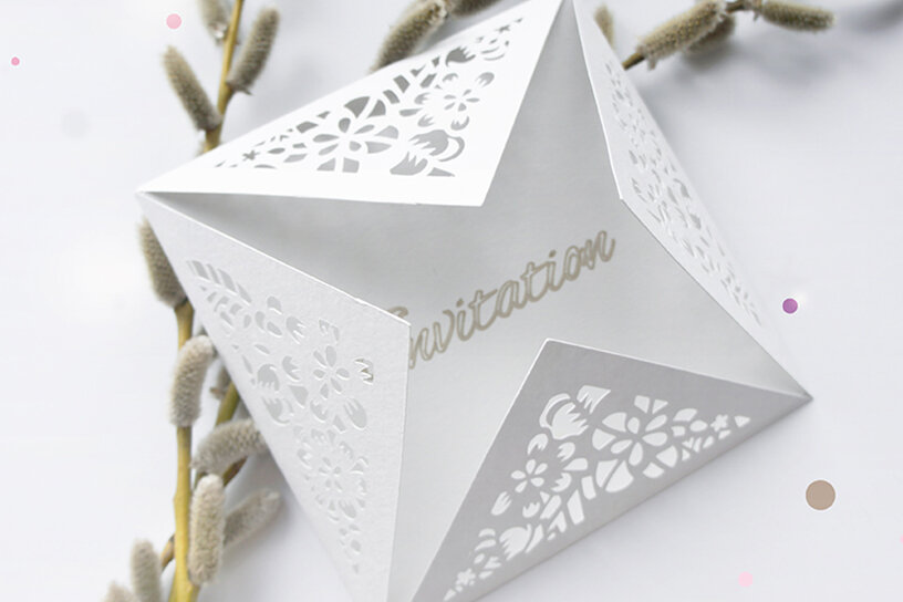 Intra απο ξύλο plywood 3mm-4mm πάχος – Πρότυπο κοπής με λέιζερ φακέλων γάμου Δίασταση  20x20 cm INTRAFABR-4682700