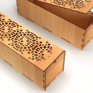 Intra απο ξύλο plywood 3mm-4mm πάχος – Ξύλινο κουτί δώρου γάμου Κοπή λέιζερ 05 Δίασταση  20x20 cm INTRAFABR-83367725