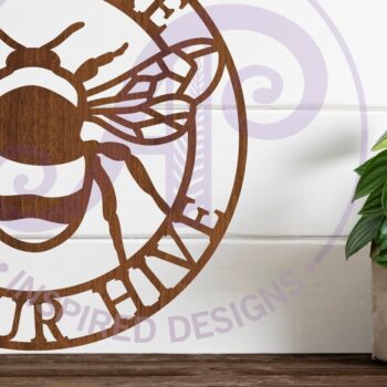 Intra απο ξύλο plywood 3mm-4mm πάχος – Καλώς ήρθατε στο Our Hive Wall Art Sign, F Δίασταση  40x30 cm INTRAFABR-86003620 - Image 1