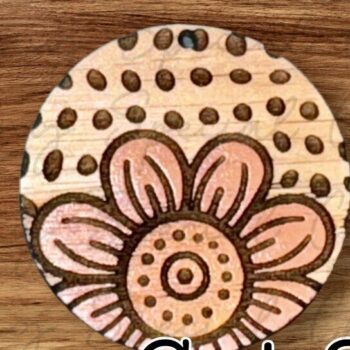 Intra απο ξύλο plywood 3mm-4mm πάχος – Υπέροχα φλοράλ σκουλαρίκια Δίασταση  5x5 cm INTRAFABR-94866208 - Image 1