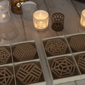 Intra απο ξύλο plywood 3mm-4mm πάχος – Ξύλινα σουβέρ για ποτά με θήκη Δίασταση  20x20 cm INTRAFABR-44663325