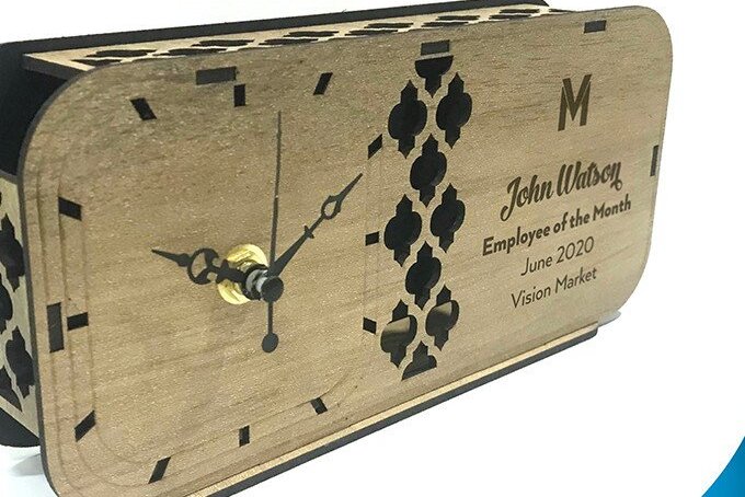 Intra απο ξύλο plywood 3mm-4mm πάχος – Ξύλινο Επιτραπέζιο Ρολόι Δίασταση  20x20 cm INTRAFABR-35374473