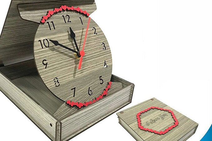 Intra απο ξύλο plywood 3mm-4mm πάχος – Ξύλινο Επιτραπέζιο Ρολόι με Μηχανισμό Δίασταση  20x20 cm INTRAFABR-35440854