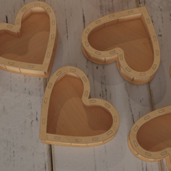 Intra απο ξύλο plywood 3mm-4mm πάχος – Ξύλινο κουτί δώρου-καρδιά 027 Δίασταση  20x20 cm INTRAFABR-117602812 - Image 1