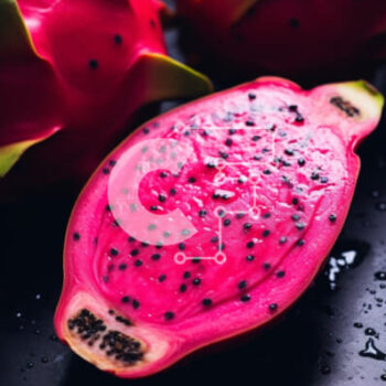 Intra Συλλεκτικό Ξύλινο Παζλ Plywood  4mm - Φρέσκο ​​κόκκινο Dragonfruits μισό με σταγονίδια νερού Σε Ξύλινο Κουτί - Διαστάσεις: 10x10 cm – 25 κομμάτια - Image 1