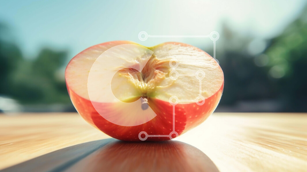 Intra Συλλεκτικό Ξύλινο Παζλ Plywood  4mm - Φρέσκα μισά μήλα σε ξύλινο τραπέζι Σε Ξύλινο Κουτί - Διαστάσεις: 10x10 cm – 25 κομμάτια