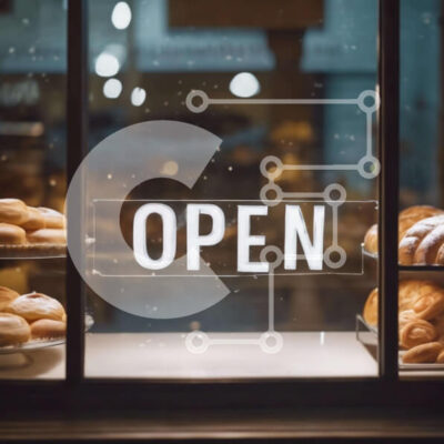 Intra Συλλεκτικό Ξύλινο Παζλ Plywood  4mm - Εμφάνιση παραθύρου αρτοποιείου με φρέσκα αρτοσκευάσματα και ανοιχτή πινακίδα Σε Ξύλινο Κουτί - Διαστάσεις: 10x10 cm – 25 κομμάτια - Image 1