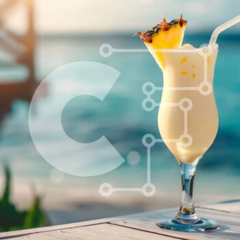 Intra Συλλεκτικό Ξύλινο Παζλ Plywood  4mm - Milkshake με ανανά δίπλα στον ωκεανό Σε Ξύλινο Κουτί - Διαστάσεις: 10x10 cm – 25 κομμάτια - Image 1