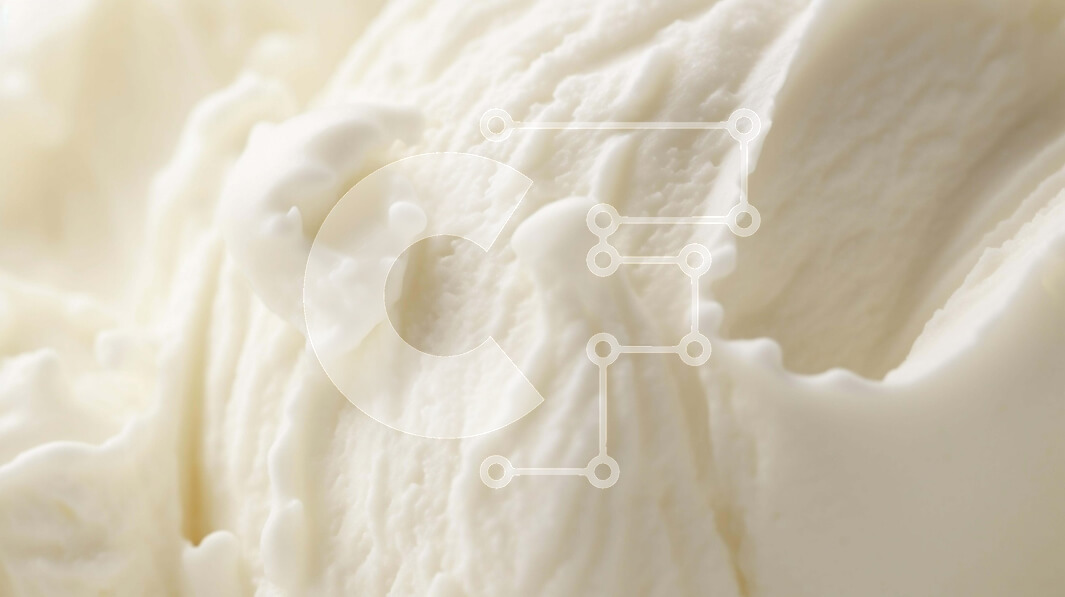 Intra Συλλεκτικό Ξύλινο Παζλ Plywood  4mm - Κοντινό πλάνο της σέσουλας παγωτού με σαντιγί και κράκερ Graham Σε Ξύλινο Κουτί - Διαστάσεις: 10x10 cm – 25 κομμάτια