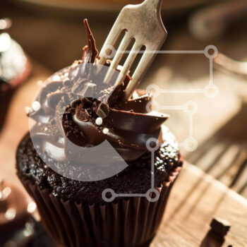 Intra Συλλεκτικό Ξύλινο Παζλ Plywood  4mm - Cupcakes σοκολάτας με πιρούνια Σε Ξύλινο Κουτί - Διαστάσεις: 10x10 cm – 25 κομμάτια - Image 1