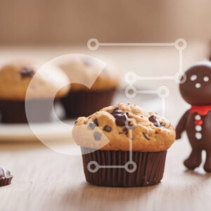 Intra Συλλεκτικό Ξύλινο Παζλ Plywood  4mm - Παιχνίδι Gingerbread Man με Cupcakes και καραμέλες σοκολάτας Σε Ξύλινο Κουτί - Διαστάσεις: 10x10 cm – 25 κομμάτια