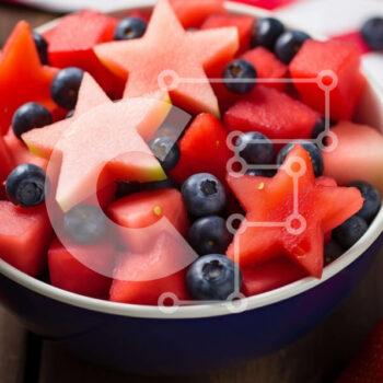 Intra Συλλεκτικό Ξύλινο Παζλ Plywood  4mm - Patriotic Fruit Bowl με καρπούζι, βατόμουρα και φράουλες Σε Ξύλινο Κουτί - Διαστάσεις: 10x10 cm – 25 κομμάτια - Image 1