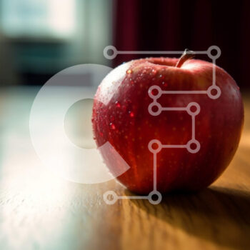 Intra Συλλεκτικό Ξύλινο Παζλ Plywood  4mm - Φρέσκο ​​κόκκινο μήλο σε ένα ξύλινο τραπέζι με όμορφες κουρτίνες στο φόντο Σε Ξύλινο Κουτί - Διαστάσεις: 10x10 cm – 25 κομμάτια - Image 1