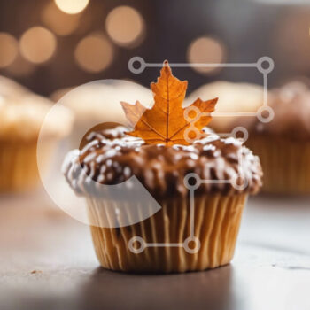 Intra Συλλεκτικό Ξύλινο Παζλ Plywood  4mm - Cupcake με φύλλα σφενδάμου με τσιπς σοκολάτας Σε Ξύλινο Κουτί - Διαστάσεις: 10x10 cm – 25 κομμάτια - Image 1